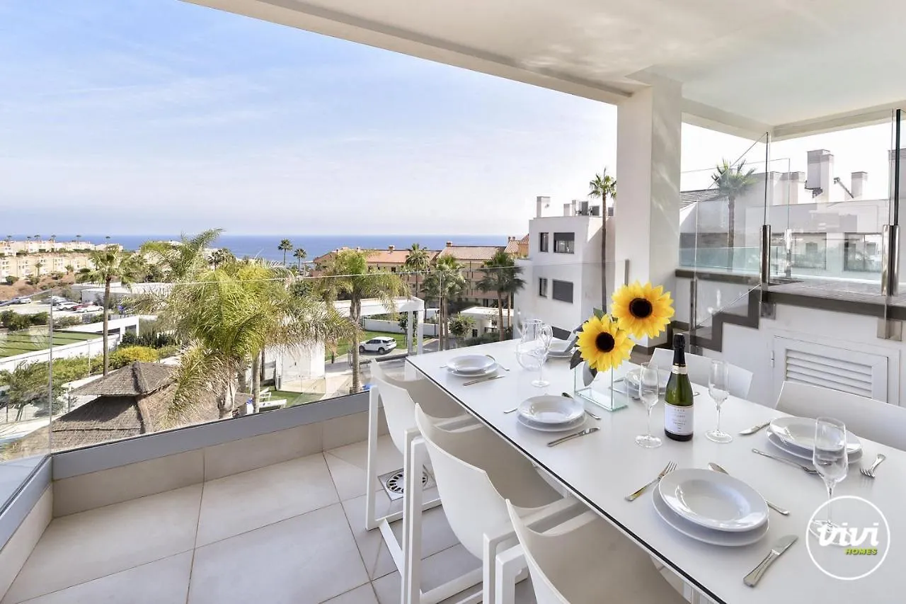 Vivi Homes - Olivera Pool, Sauna, Gym, Terrace & Sea View El Faro Spain