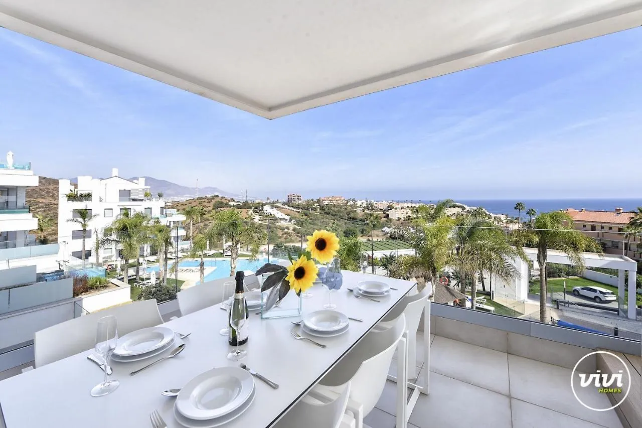 Vivi Homes - Olivera Pool, Sauna, Gym, Terrace & Sea View El Faro