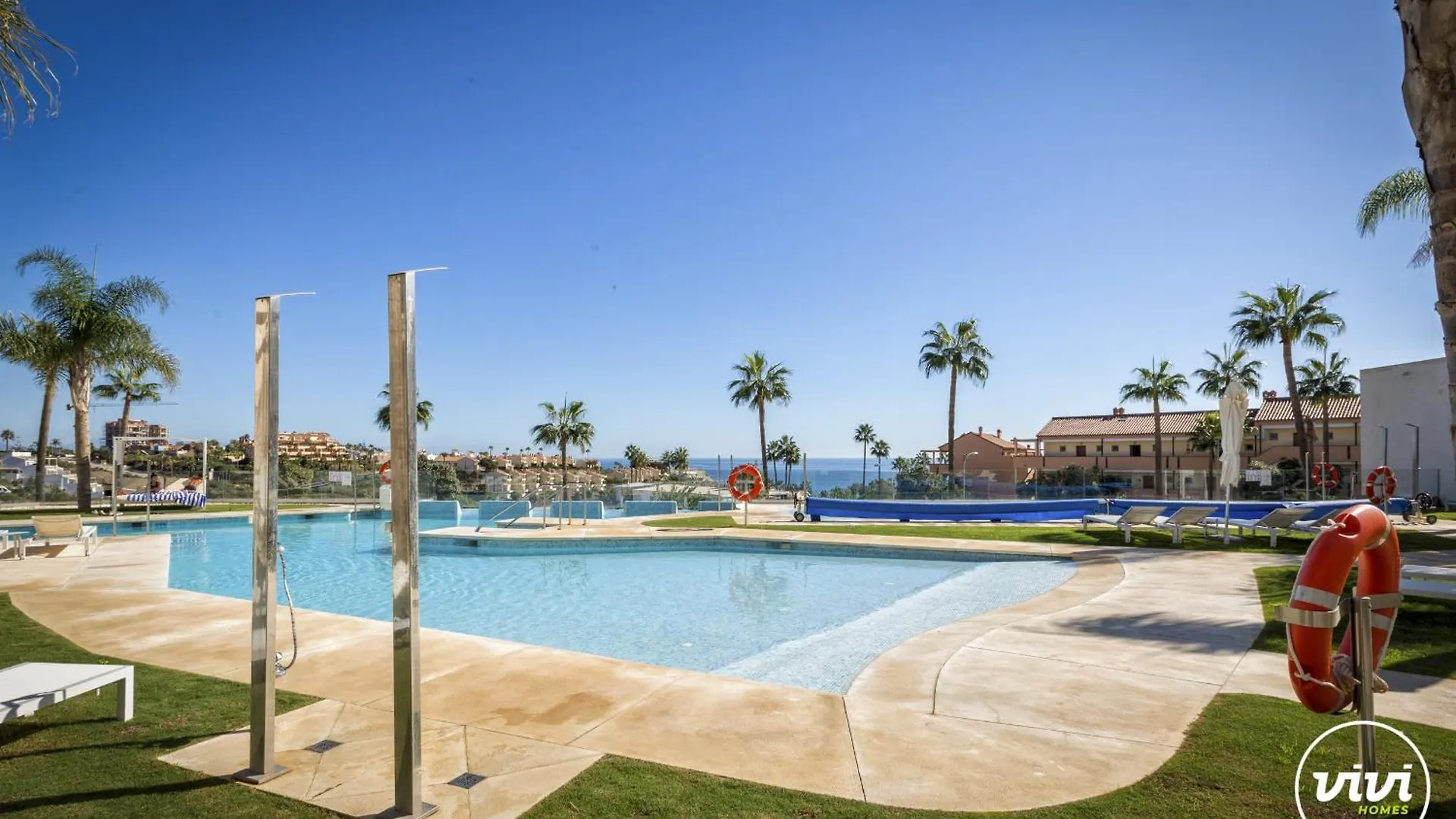 Apartment Vivi Homes - Olivera Pool, Sauna, Gym, Terrace & Sea View El Faro