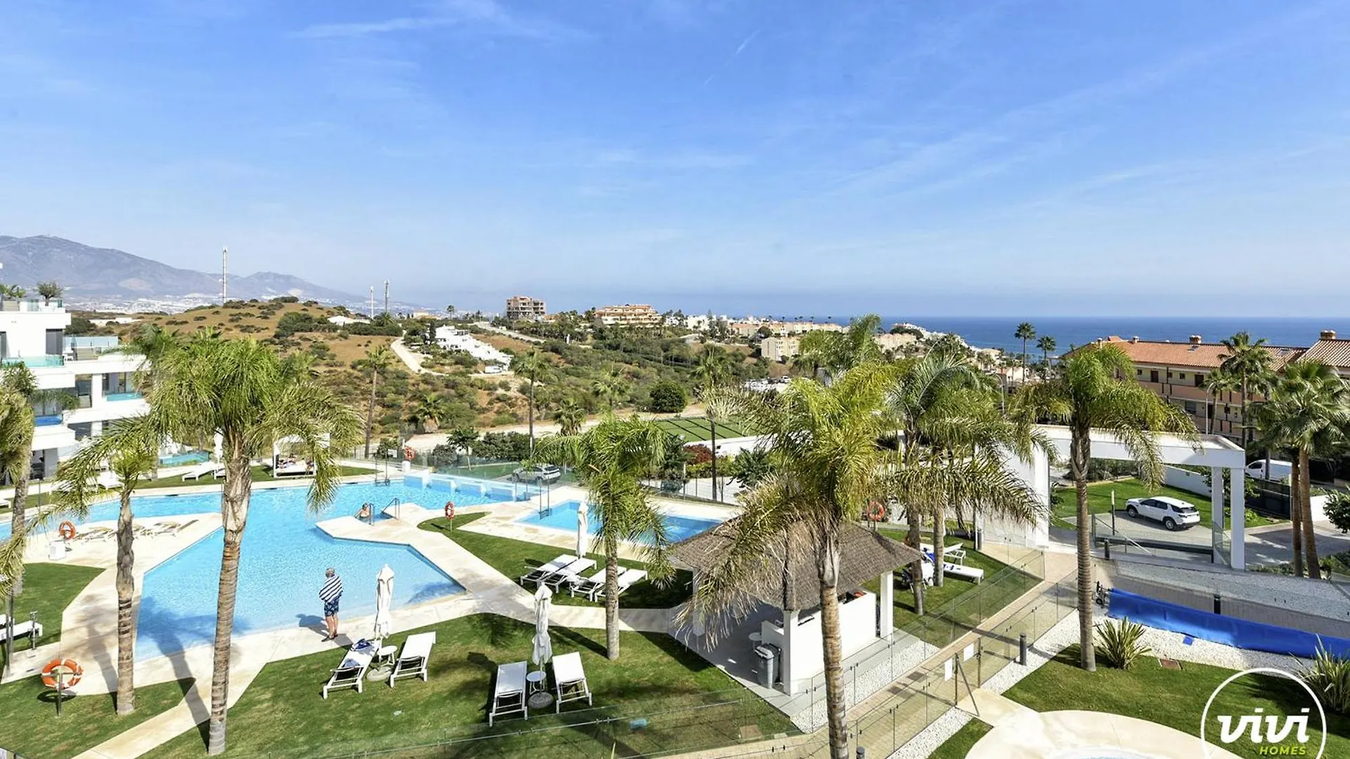 Vivi Homes - Olivera Pool, Sauna, Gym, Terrace & Sea View El Faro Apartment