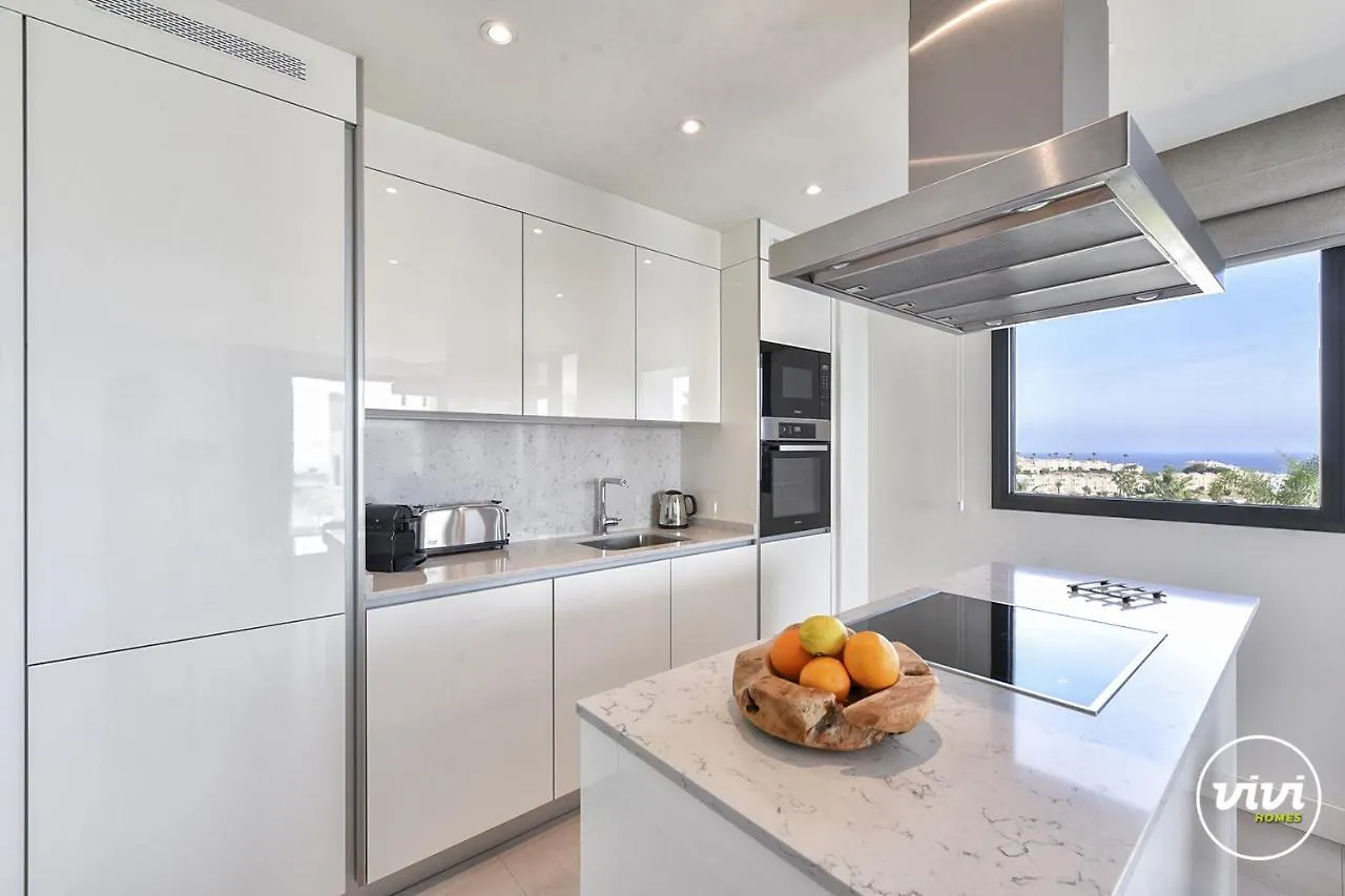 Vivi Homes - Olivera Pool, Sauna, Gym, Terrace & Sea View El Faro